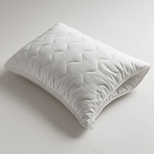 Cargar imagen en el visor de la galería, Funda De Almohada Capitoneada - 50x70 cm
