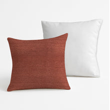 Cargar imagen en el visor de la galería, Set Funda Almohadon + Relleno Almohadon Tela Rustica 40x40 cm
