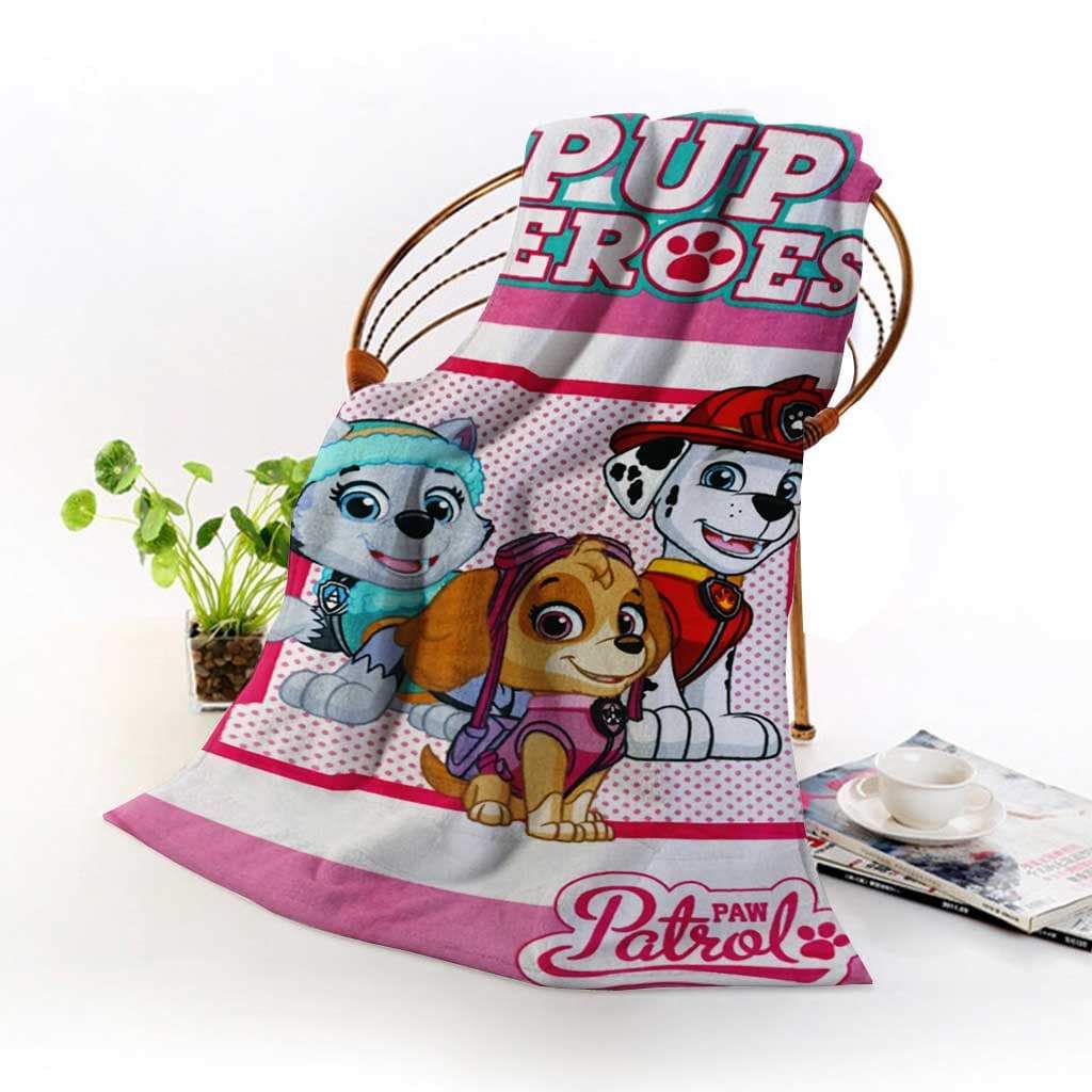 Toallon de Baño Disney Varios Diseños 70x130 cm - SentiteBella.uy