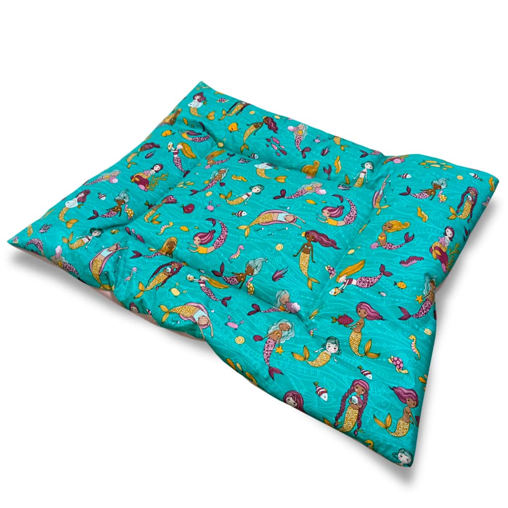 Cucha Cama para Mascota 100% Impermeable 66x50 cm Diseño Sirena - SentiteBella.uy